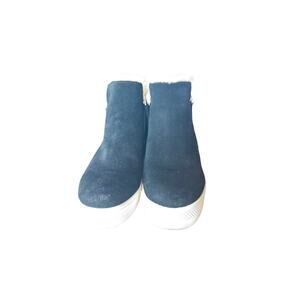 Dolce Vita Black Suede Faux Fur Sneakers Approx. Size 7